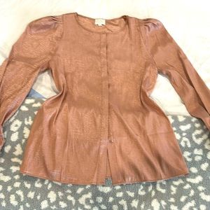 Buttondown in Rose Gold, size S, new